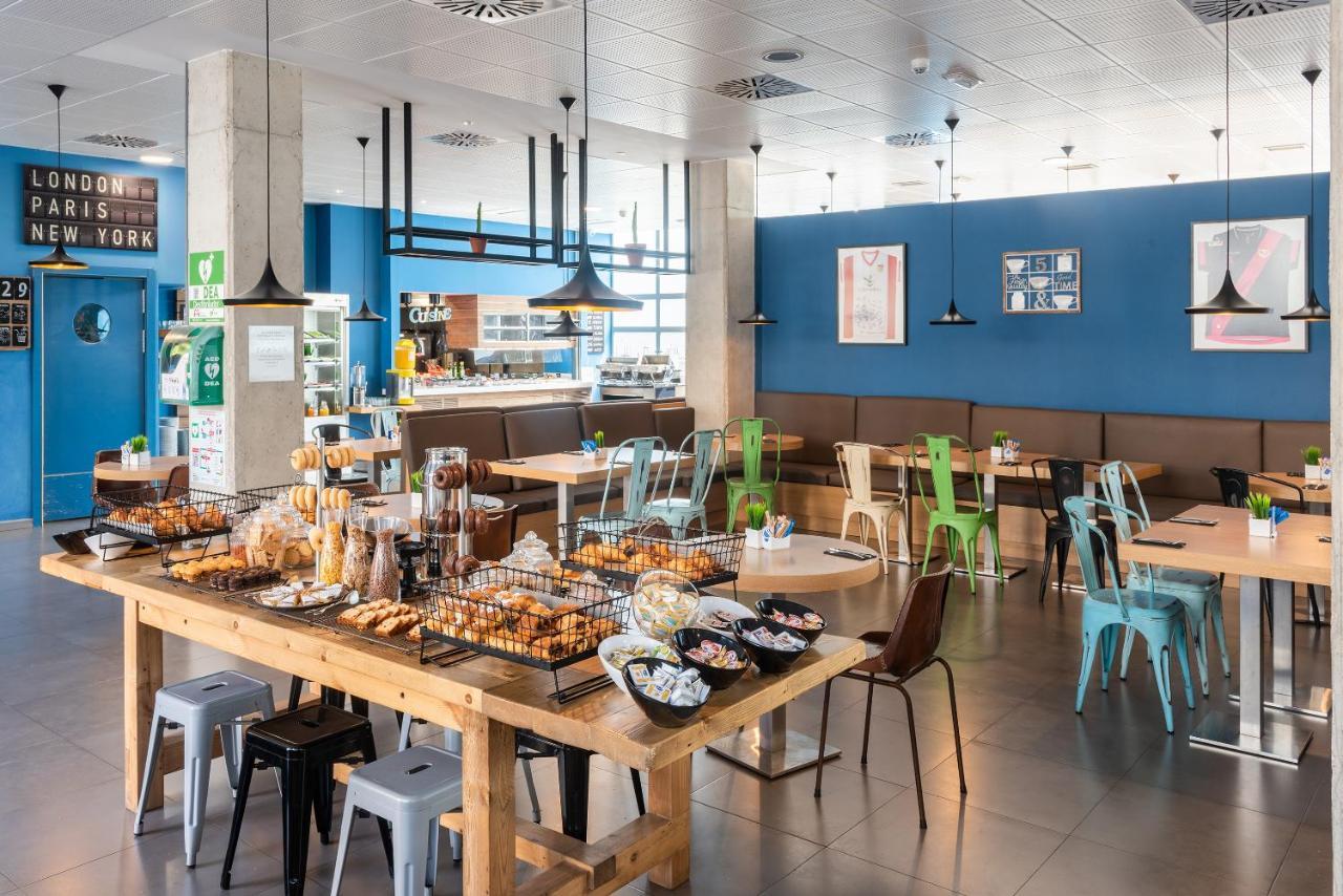 Madrid Airport Suites, Affiliated By Melia Buitenkant foto