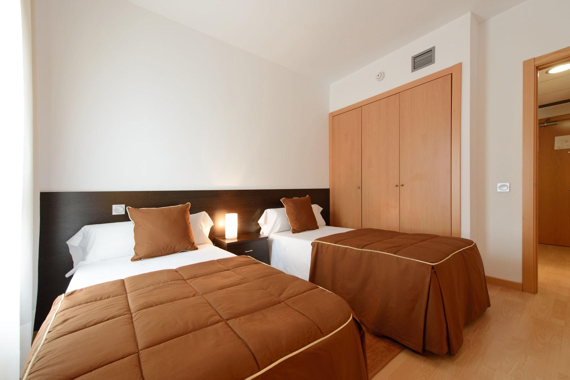 Madrid Airport Suites, Affiliated By Melia Buitenkant foto