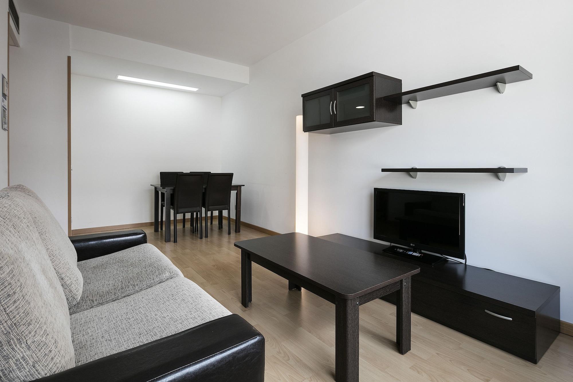 Madrid Airport Suites, Affiliated By Melia Buitenkant foto