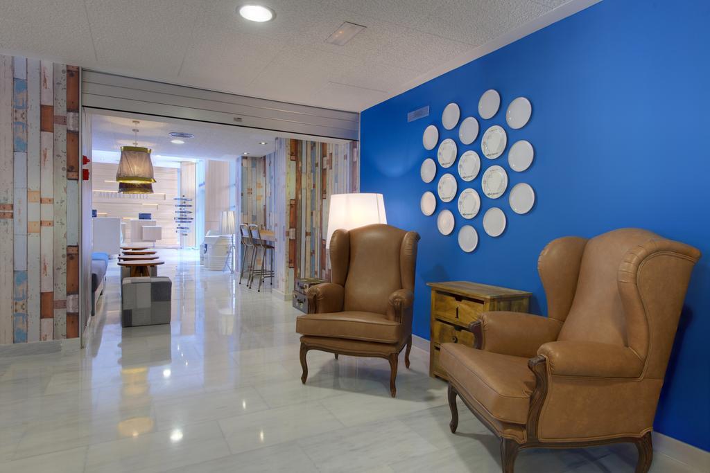 Madrid Airport Suites, Affiliated By Melia Buitenkant foto